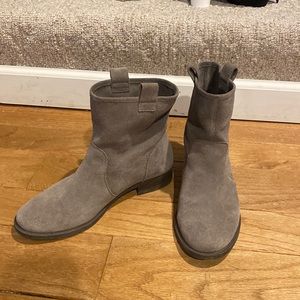 Sole Society Suede Moto boots. Taupe. 7.5